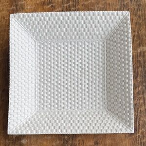 Tiffany & Co. TiffanyeWeave porcelain plate